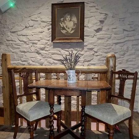 Brecon Boutique Breaks River Run Sennybridge Esterno foto