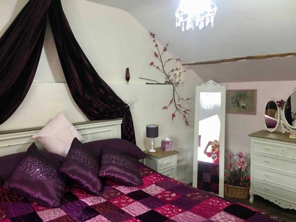 Brecon Boutique Breaks River Run Apartment