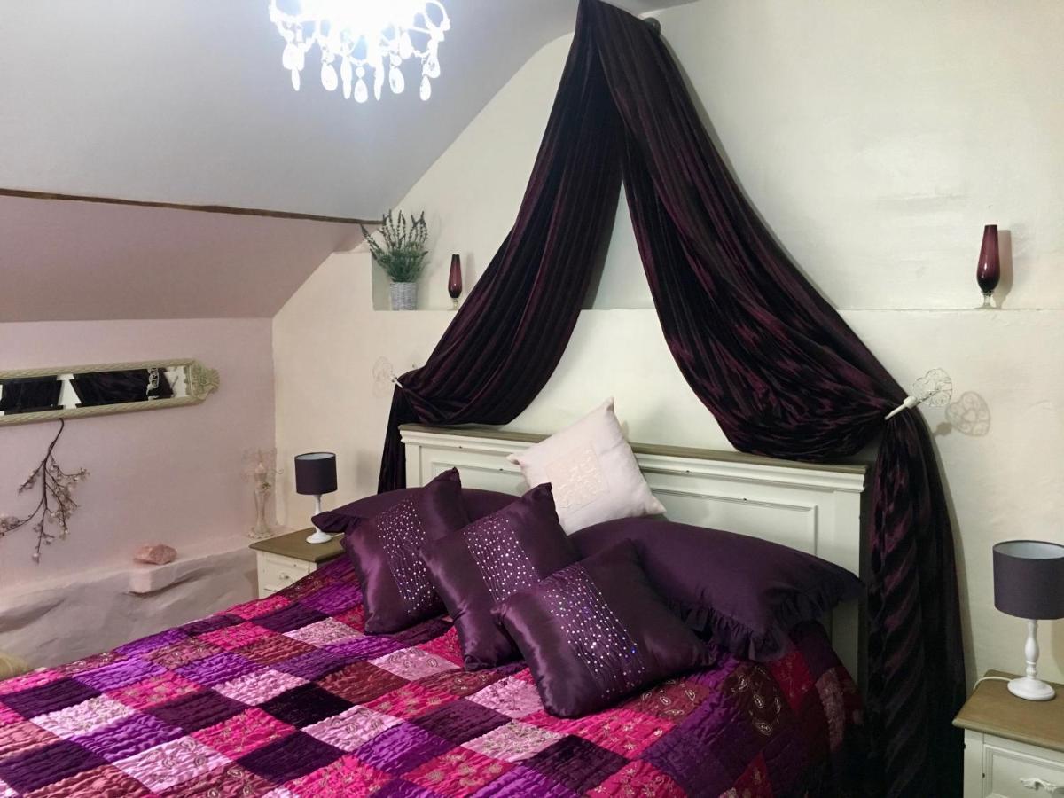 Brecon Boutique Breaks River Run * Sennybridge